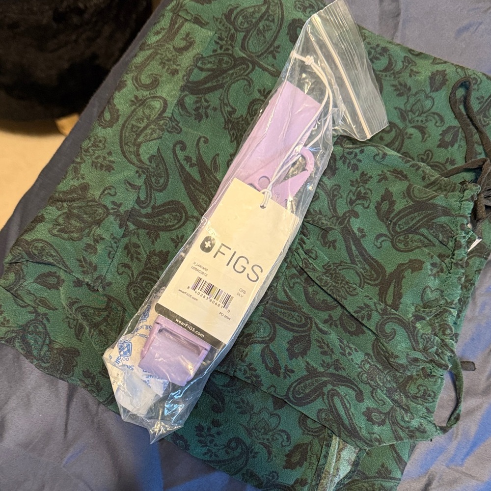 FIGS Lavender Badge Reel Lanyard